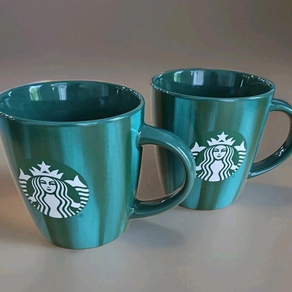 Starbucks 2022 Emerald Green Ceramic 12 fl oz Mug Set Of 2